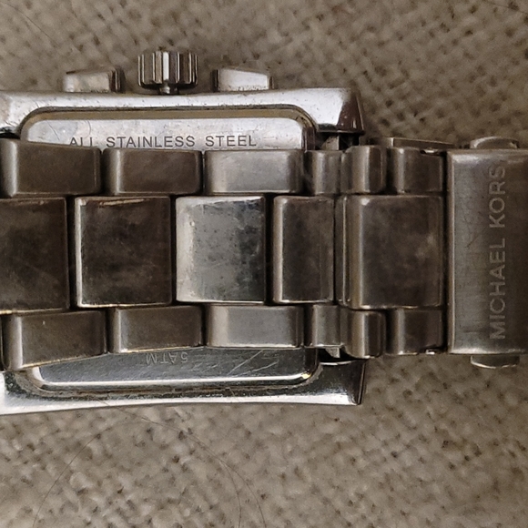 Michael kors watch - Picture 3 of 6